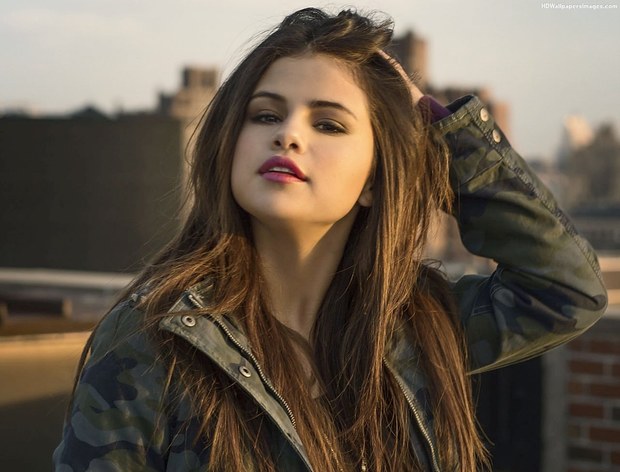 Selena Gomez HD Wallpapers